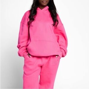Comfrt Hot Pink Hoodie & sweatpants set size medium